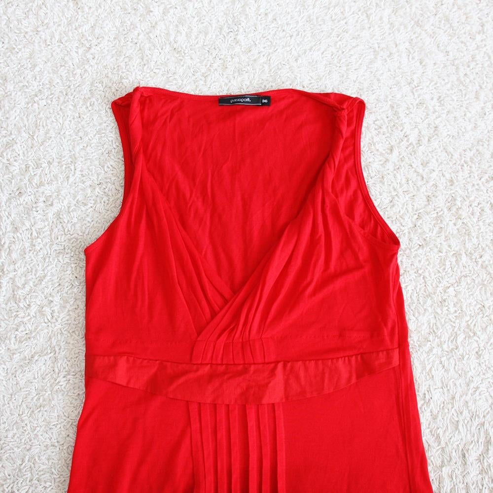Rood Passport Jurkje (Maat 36) - 531 € 15,-, Kleding | Dames, Passport, Ophalen of Verzenden, Zo goed als nieuw, Maat 36 (S)