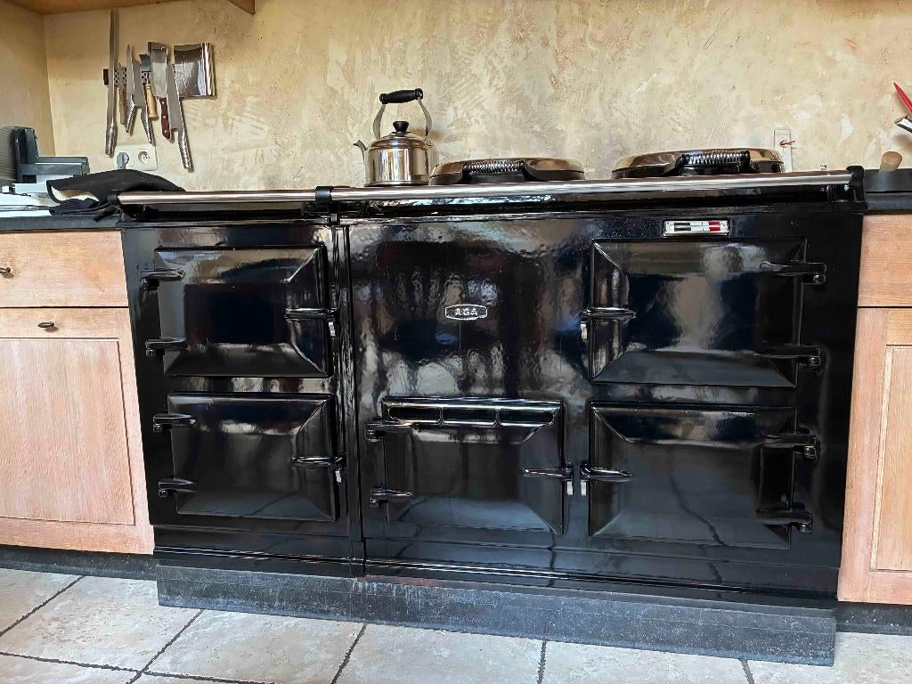 4-oven elektrisch AGA-fornuis met AIMS, Witgoed en Apparatuur, Fornuizen, Gebruikt, Tussenbouw, Elektrisch, 5 kookzones of meer