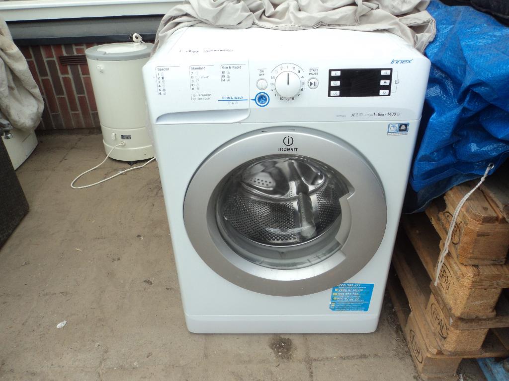 indesit wasmachine, Ophalen, 1200 tot 1600 toeren, Gebruikt, Minder dan 85 cm