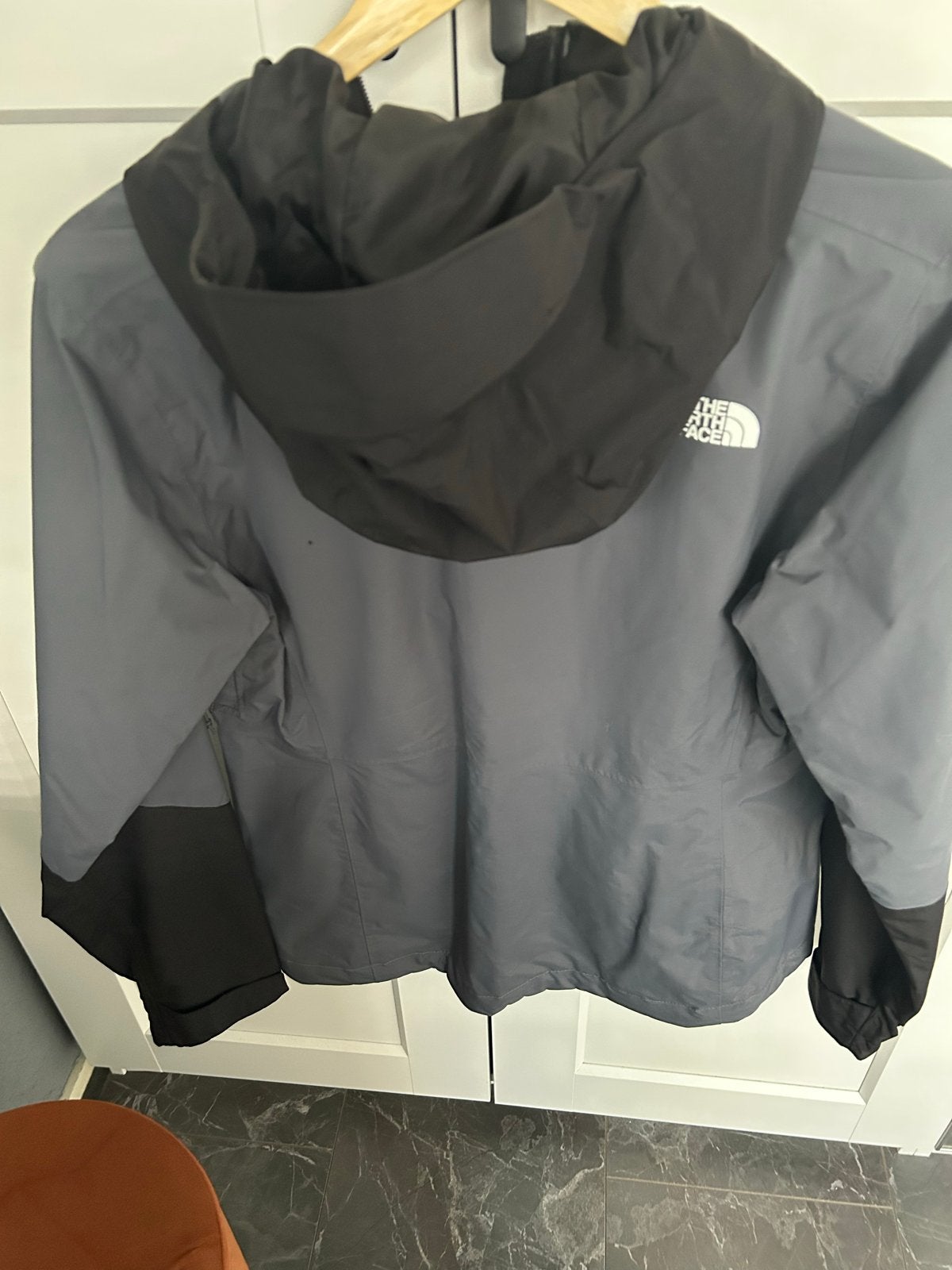 The North Face dames jas maat M zo goed als nieuw, Ophalen of Verzenden, Zo goed als nieuw, Maat 38/40 (M), Grijs