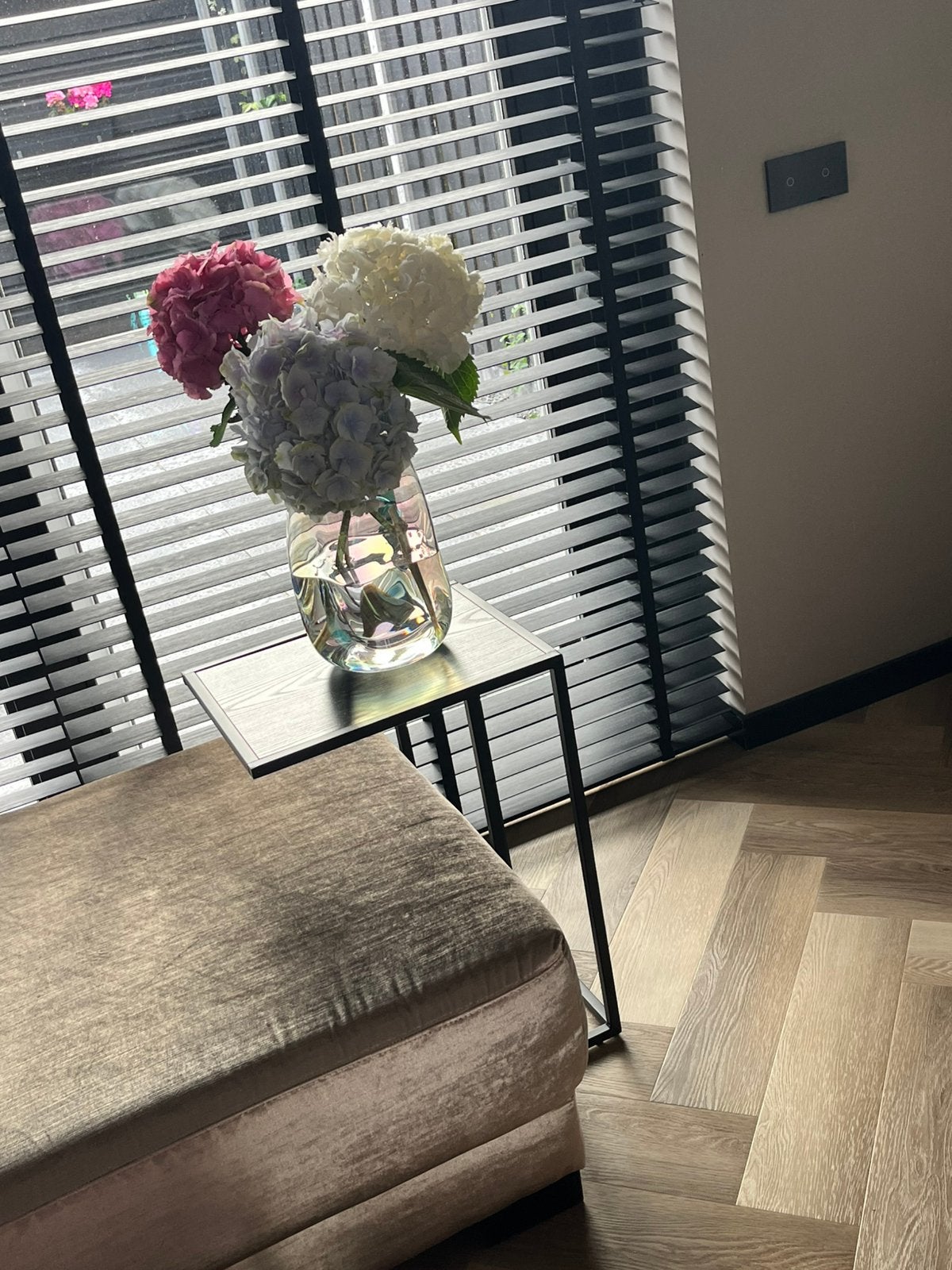 Bijzettafel zwart, Minder dan 55 cm, Rond, Zo goed als nieuw, Ophalen