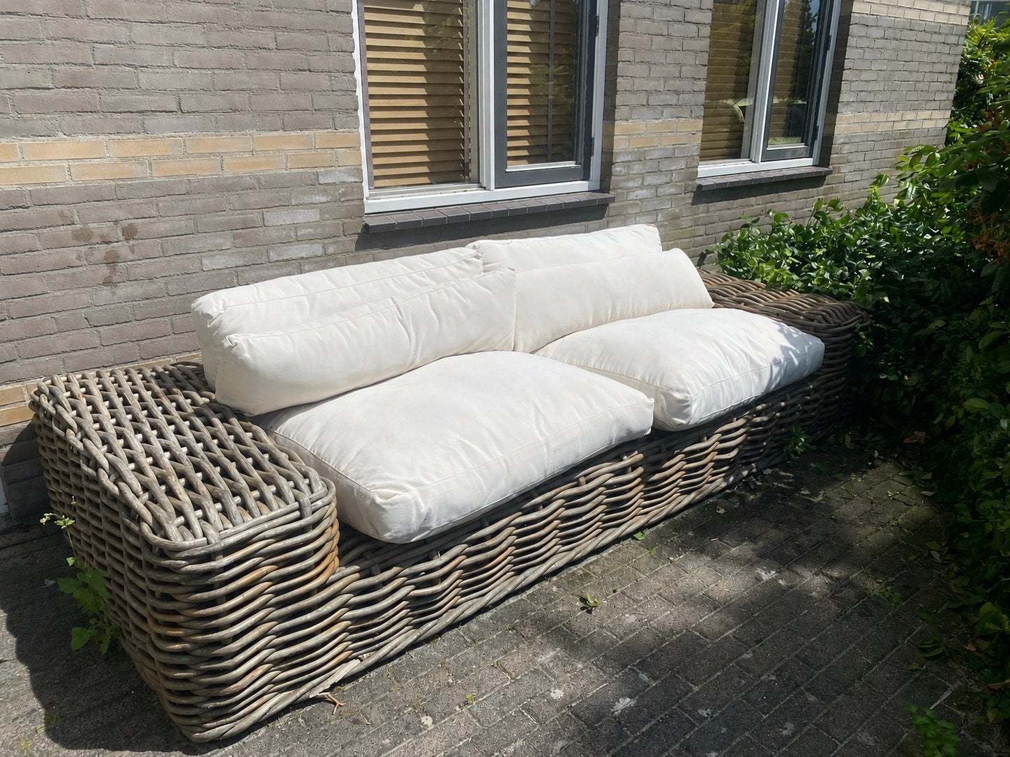 Nieuwe Tuinbank met Kussens - Saint-Tropez Stijl, Tuin en Terras, Ophalen of Verzenden, Nieuw, Wicker