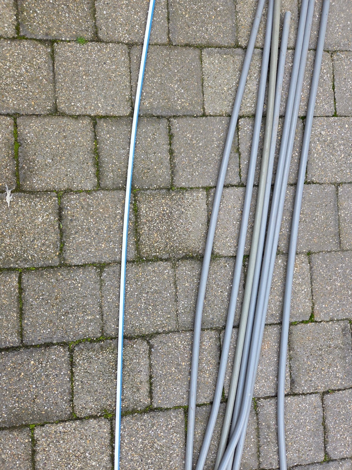 PVC buizen en kabelgoot - Diverse lengtes en diameters, Doe-het-zelf en Verbouw, Ophalen, Gebruikt, Pvc, Minder dan 20 mm