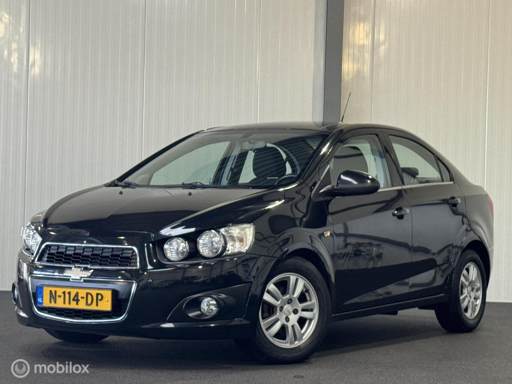Chevrolet Aveo 1.4 LT AUTOMAAT [ historie Carplay cruise LM, Euro 5, 101 pk, Bedrijf, Start-stop-systeem