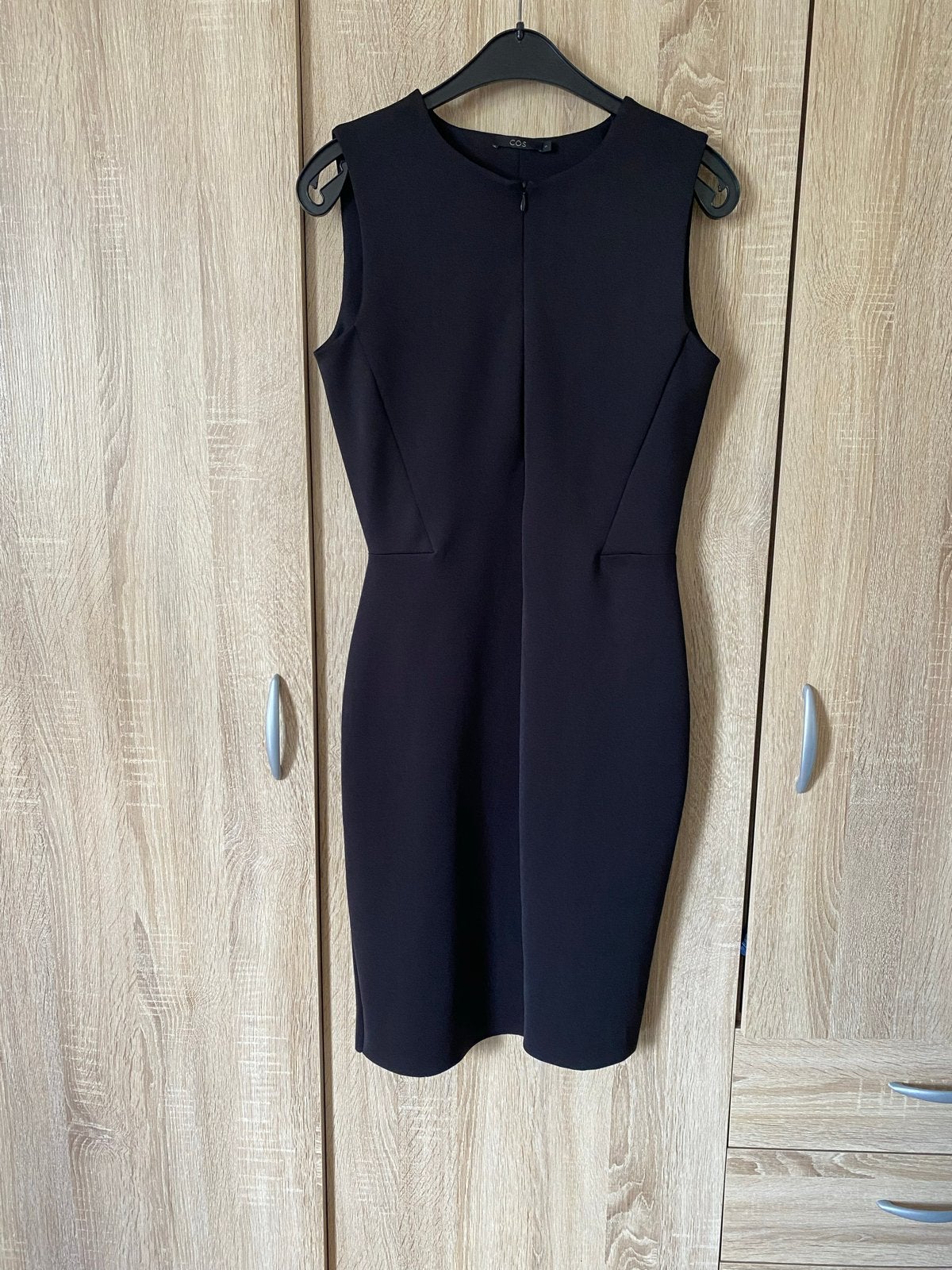 COS Sleeveless Zipfront Sheath Dress Maat S, Kleding | Dames, Jurken, Zwart, Ophalen of Verzenden, Zo goed als nieuw, Maat 36 (S)