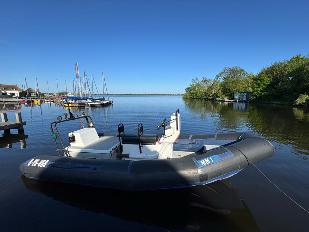 Boomeranger 550 RIB - 180 pk turbo diesel inboard (ex KLPD), Watersport en Boten, Rubberboten, Ophalen, Gebruikt