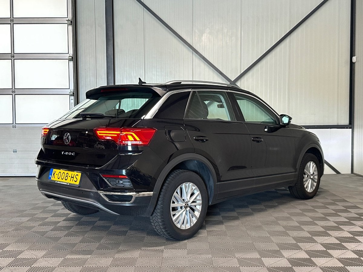 Volkswagen T-Roc 1.5 TSI | Style Business | Airco | Navi | C, Euro 6, 4 cilinders, Zwart, Bedrijf