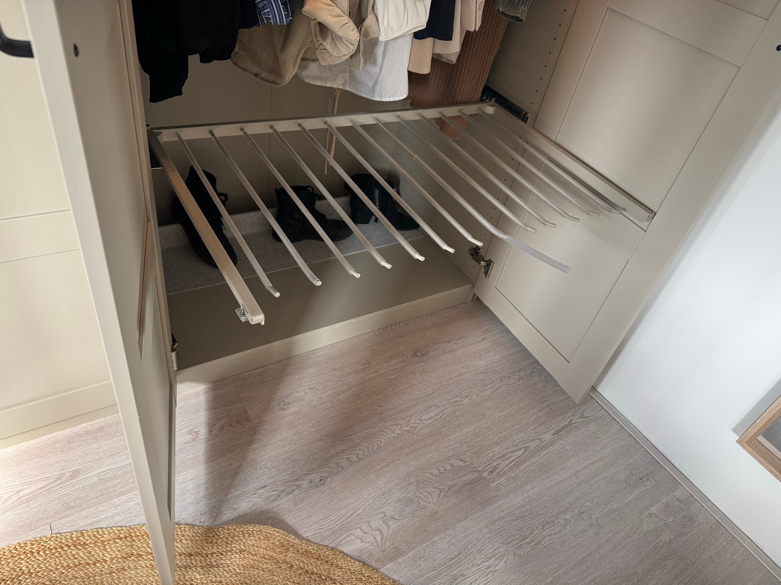 Komplement Broekhanger voor Pax kast - grijs beige, Ophalen, Gebruikt, 50 tot 100 cm, Minder dan 100 cm