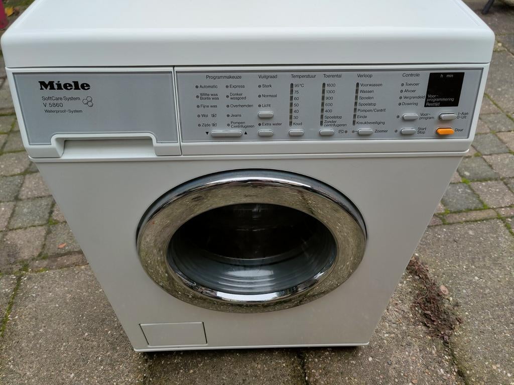 Miele SoftCare V5860 Wasmachine, Ophalen, Gebruikt, Voorlader, 85 tot 90 cm