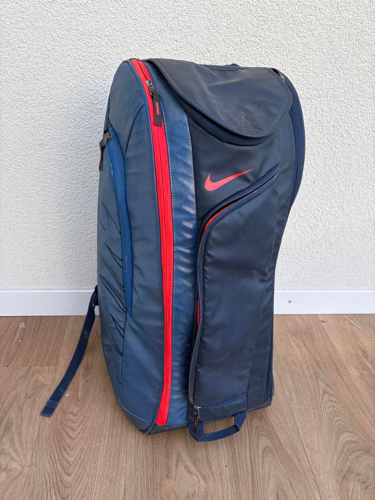 Nike rugzak - Ideaal voor sport of reizen tennis, Gebruikt, 25 tot 40 cm, Ophalen of Verzenden, Overige merken
