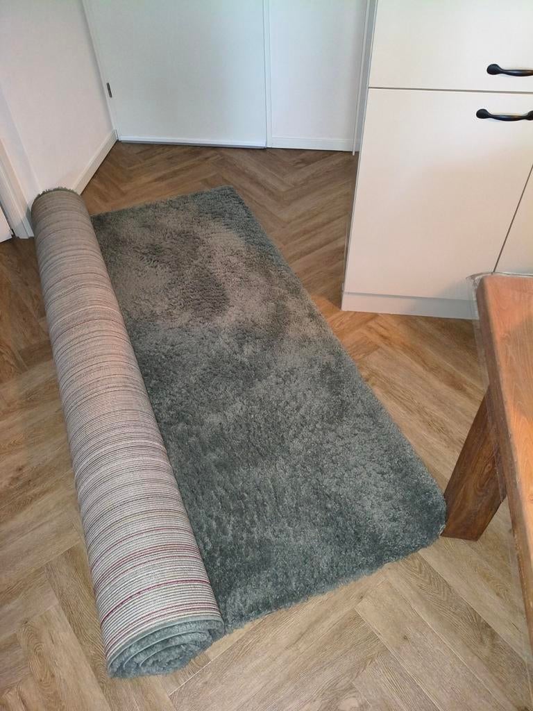 Vloerkleed, Ophalen, Groen, 200 cm of meer, Zo goed als nieuw