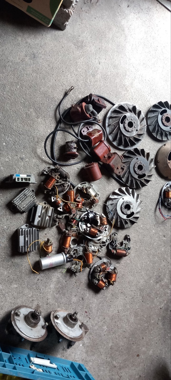 Partij Vespa oldtimer ontstekingen, Ophalen of Verzenden