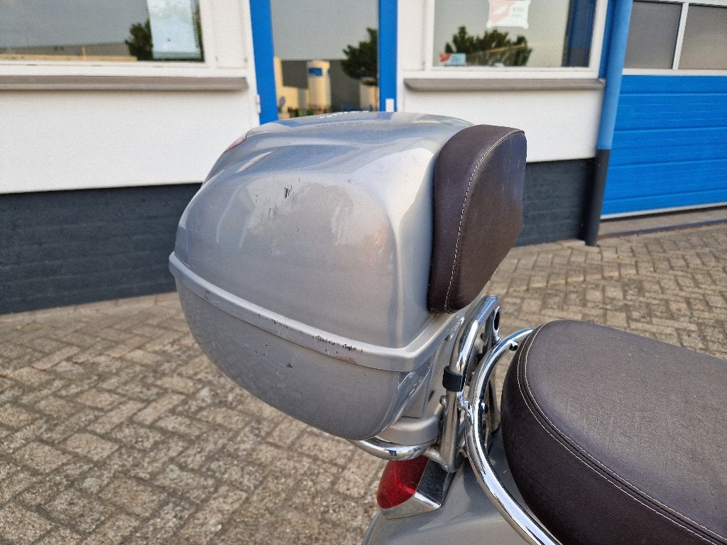 Vespa LX topkoffer + klapdrager, Ophalen, Gebruikt, Overige typen, Vespa