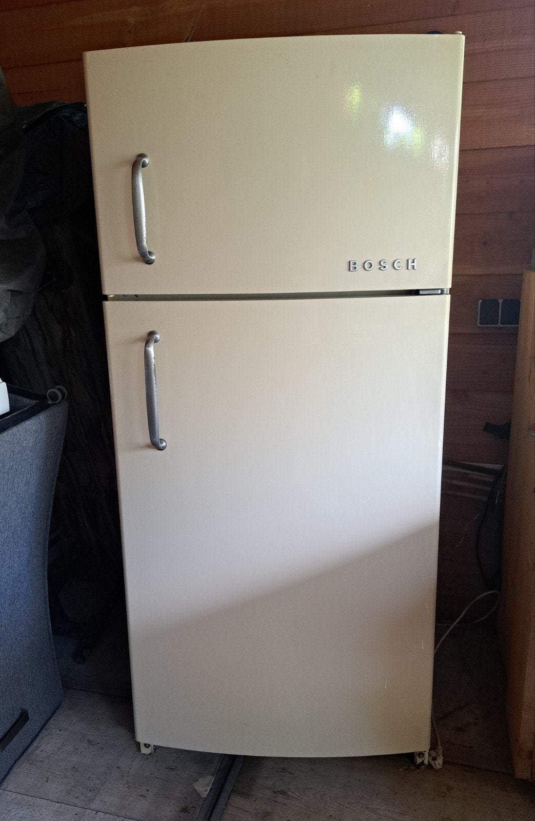 Bosch koelvries combinatie.  Creme kleurig, Retro stijl., Witgoed en Apparatuur, Koelkasten en IJskasten, Ophalen, Gebruikt, 200 liter of meer