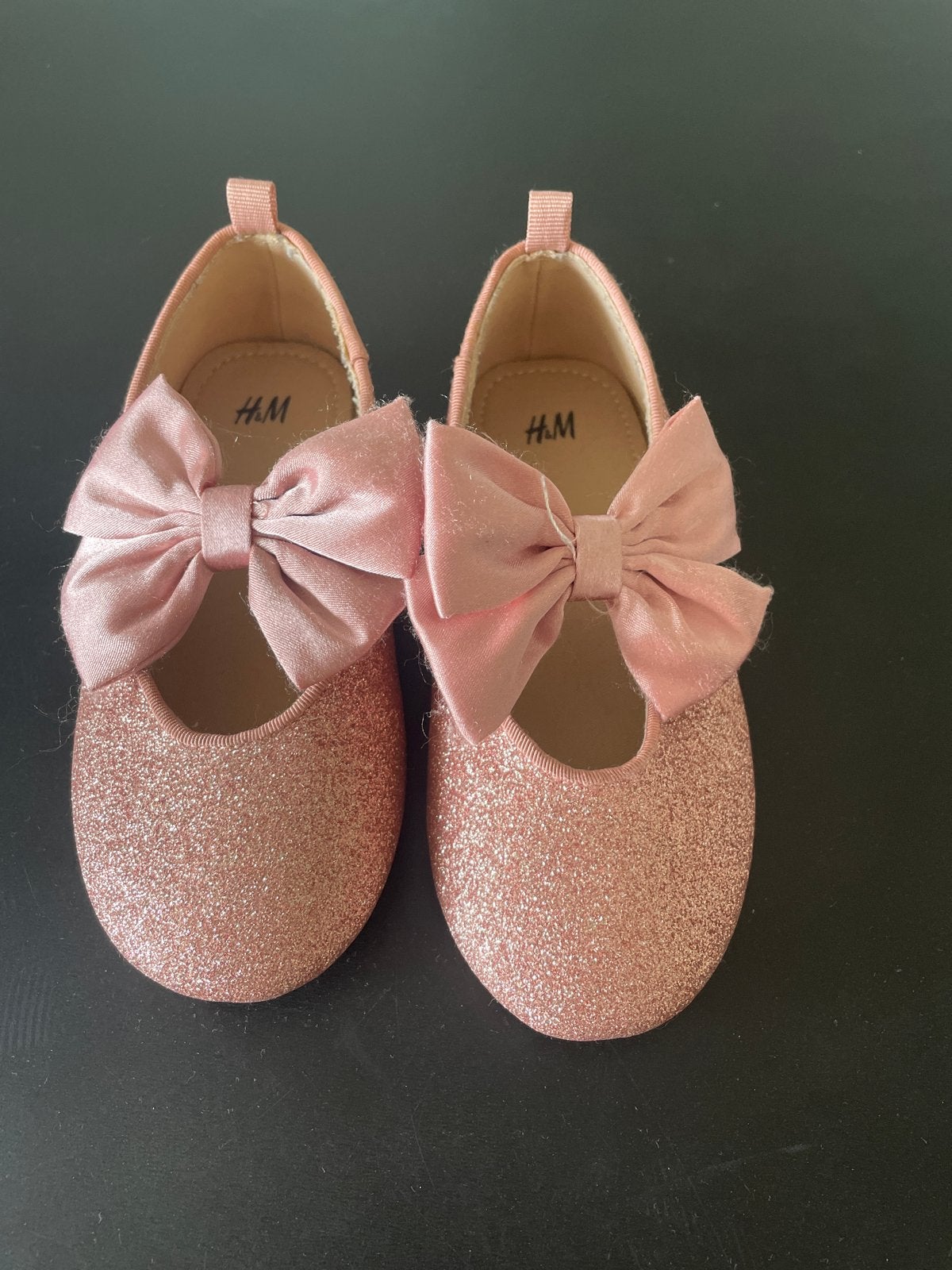 H&M Roze Glitter Ballerina's met Strik Maat 27, Ophalen of Verzenden, Zo goed als nieuw, Meisje, Schoenen