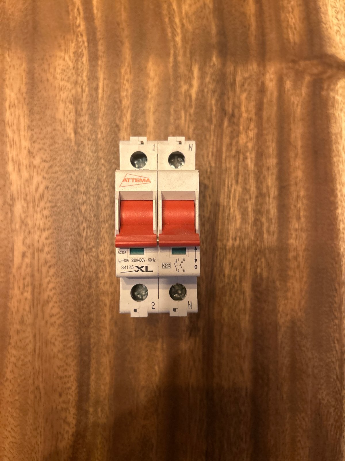 1-fase hoofdschakelaar Attema 40A 230/400V, Ophalen, Nieuw, Schakelaar