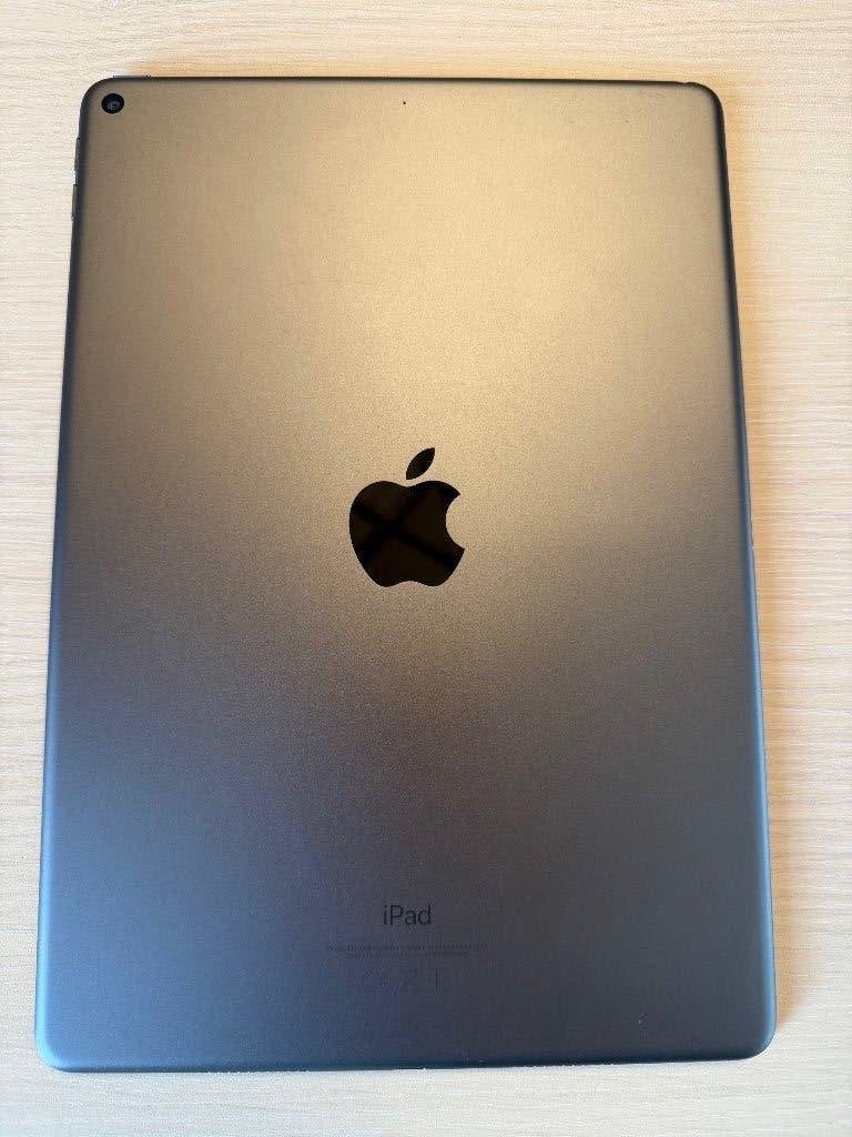 Foto 4 van 4 KEER - Apple iPad Air 3e generatie – nette staat