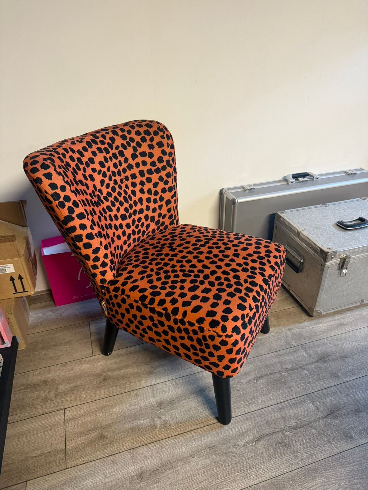 Fauteuil stoel met leuke print, Ophalen, Zo goed als nieuw, 75 tot 100 cm, 50 tot 75 cm