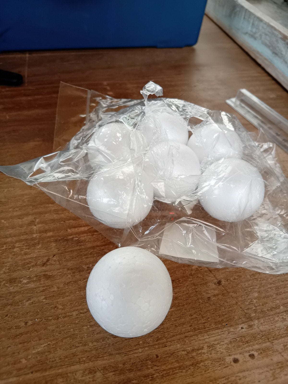 6 piepschuim bollen 4 cm voor knutselen en decoratie, Hobby en Vrije tijd, Overige thema's, Nieuw, Ophalen of Verzenden, Kunststof