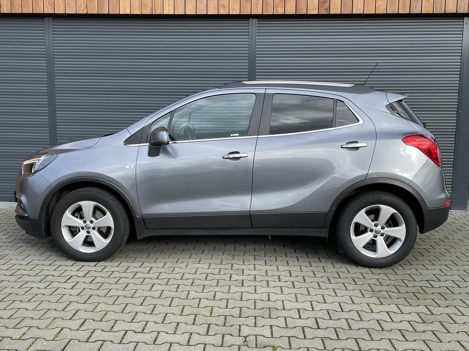 OPEL Mokka X 1.6 CDTI 136pk Innovation | NAVIGATIE | TREKHAA, Auto's, Gebruikt, Origineel Nederlands, 140 €/maand, Parkeersensor