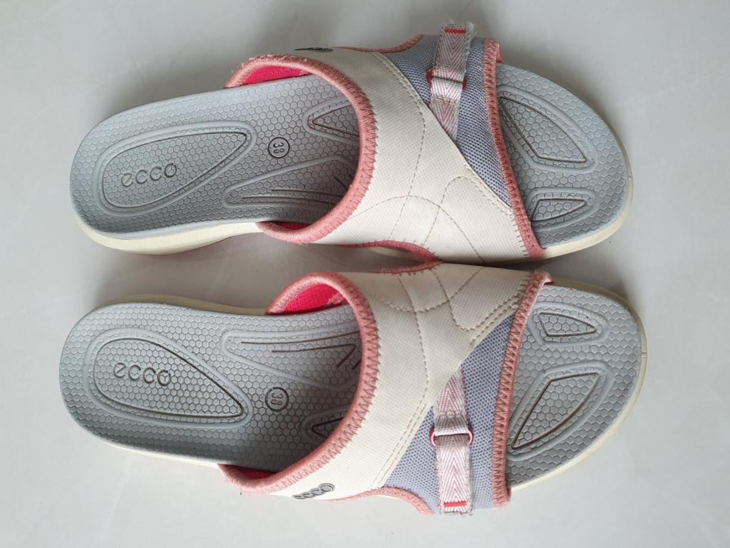 Ecco slippers maat 38 - Zo goed als nieuw, Slippers, Ecco, Overige kleuren, Ophalen of Verzenden