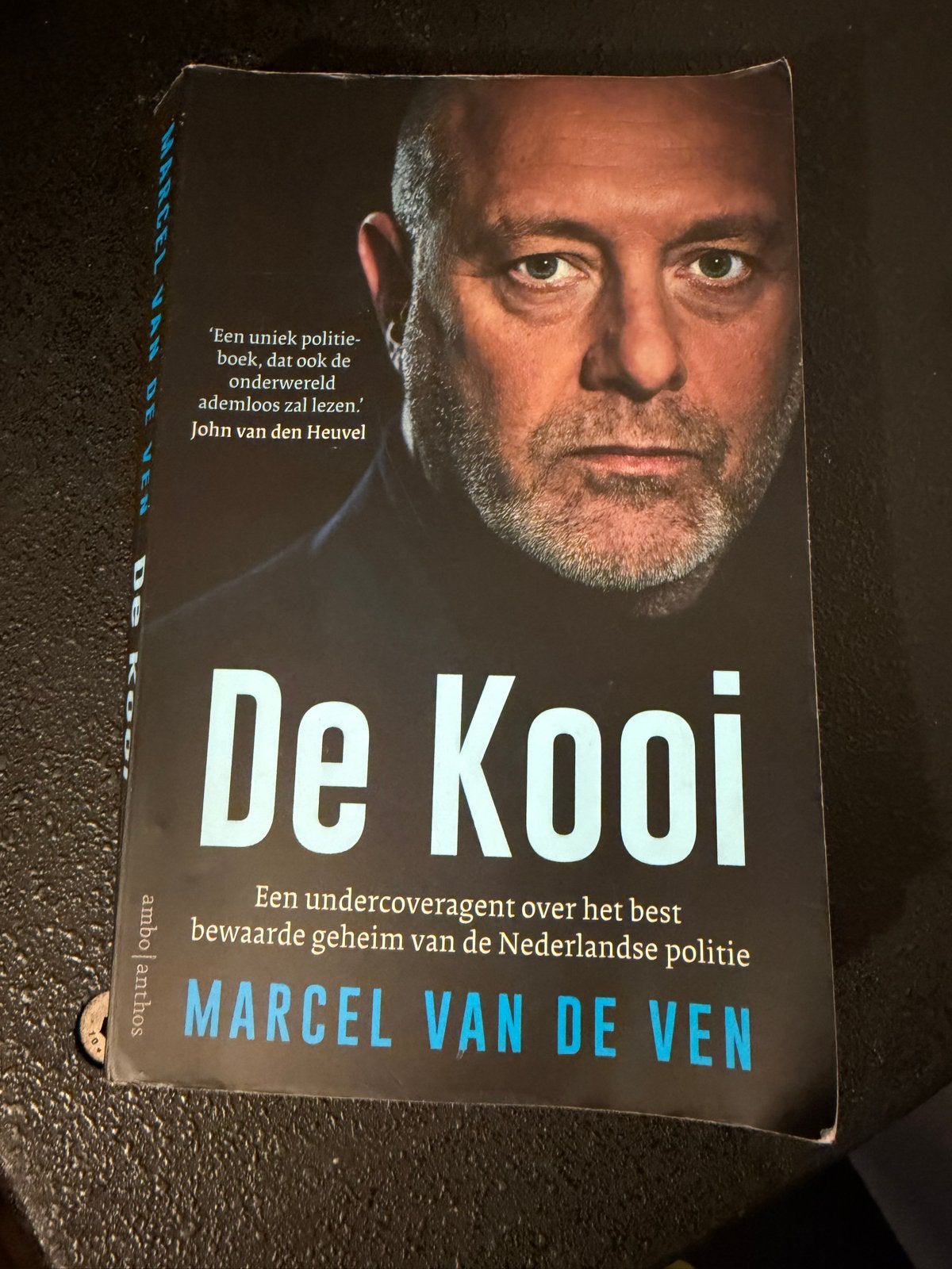 De Kooi - Marcel van de Ven (Politieboek), Ophalen of Verzenden, Zo goed als nieuw, Nederland