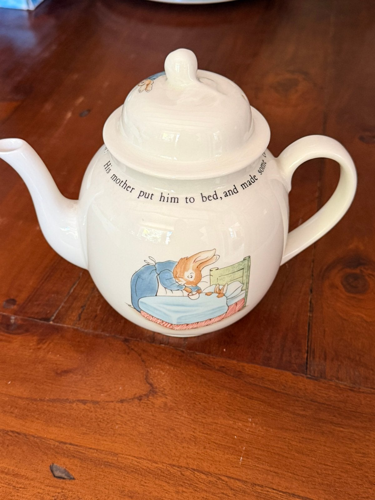 Wedgwood PETER RABBIT theepot, Ophalen of Verzenden, Zo goed als nieuw, Porselein, Overige typen