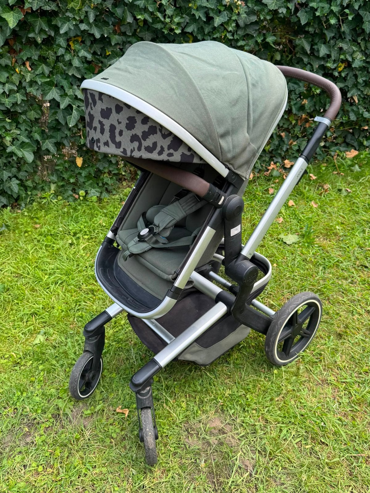 Joolz Day+ Marvellous green met zonnescherm en muskietennet, Kinderen en Baby's, Kinderwagens en Combinaties, Gebruikt, Verstelbare duwstang