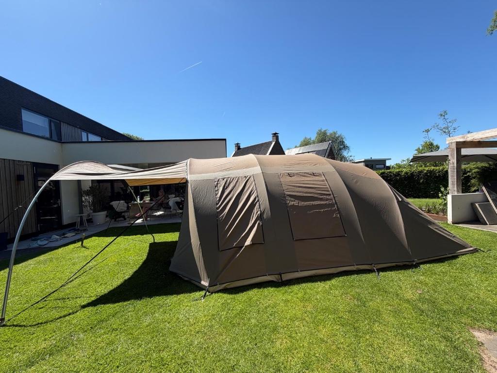 Zeer nette Falco Zeearend 6 persoons tent, Caravans en Kamperen, Tenten, Ophalen, Zo goed als nieuw, Tot en met 6