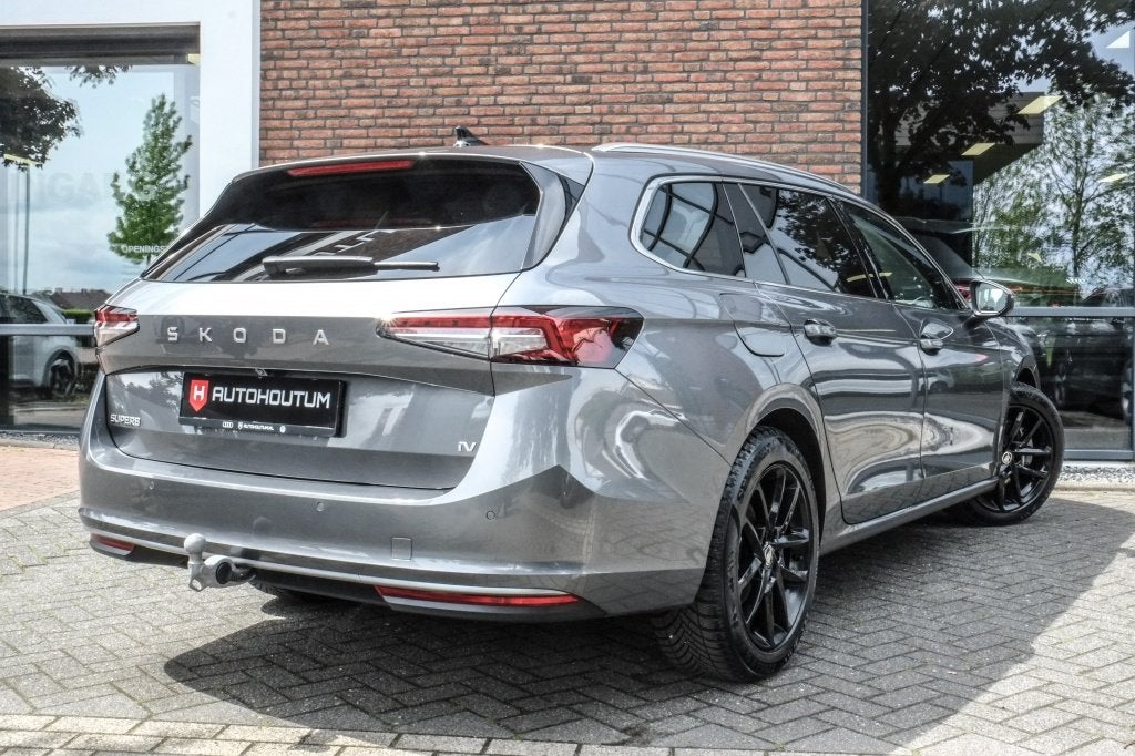 Skoda Superb Combi 1.5 TSI iV 150kW L&K | SOH 96% | Trekhaak, Auto's, Skoda, 4 cilinders, 250 km/l, https://media-marktplaats.export.dv.nl/23147347132/50