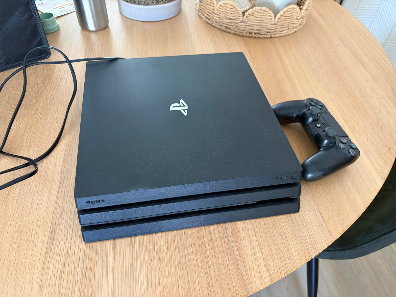 PS4 Pro 1TB met controller en firmware 9.00, Spelcomputers en Games, Spelcomputers | Sony PlayStation 4, Ophalen, Gebruikt, 1 TB