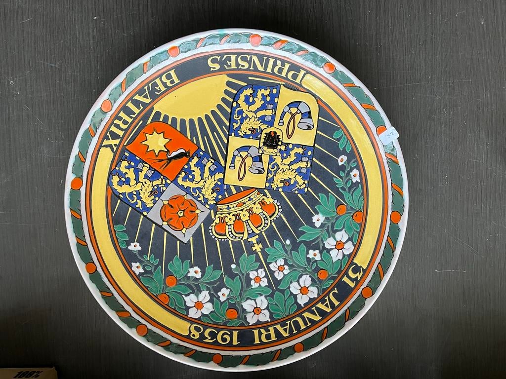 Bord Prinses Beatrix 31 Januari 1938 Koninklijk Huis, Ophalen, Gebruikt, Nederland, Servies