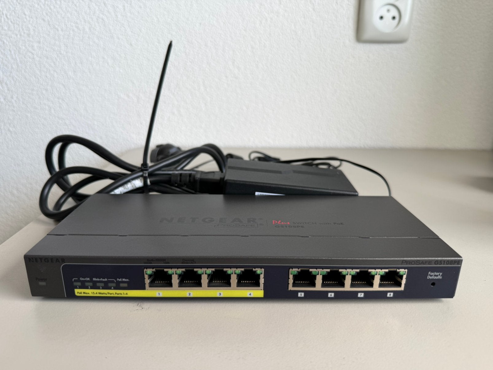 Netgear GS108PE v2 Smart Switch | 8 Poorten (4x PoE), ., Ophalen of Verzenden, Zo goed als nieuw, .