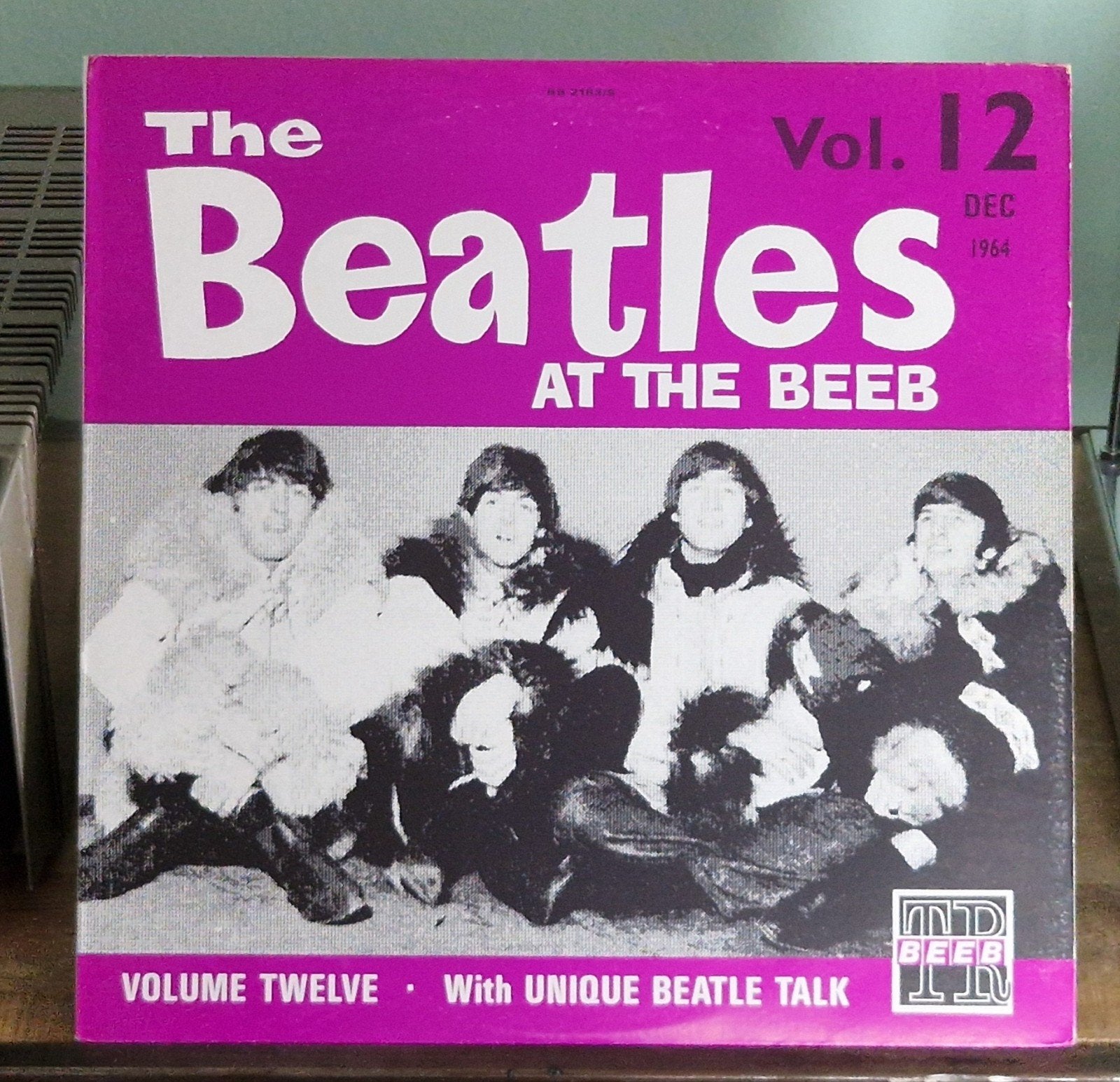 Vol.12 uit de bekende Beatles at the BEEB series. USA 1988, Ophalen, Zo goed als nieuw, 12 inch, Poprock