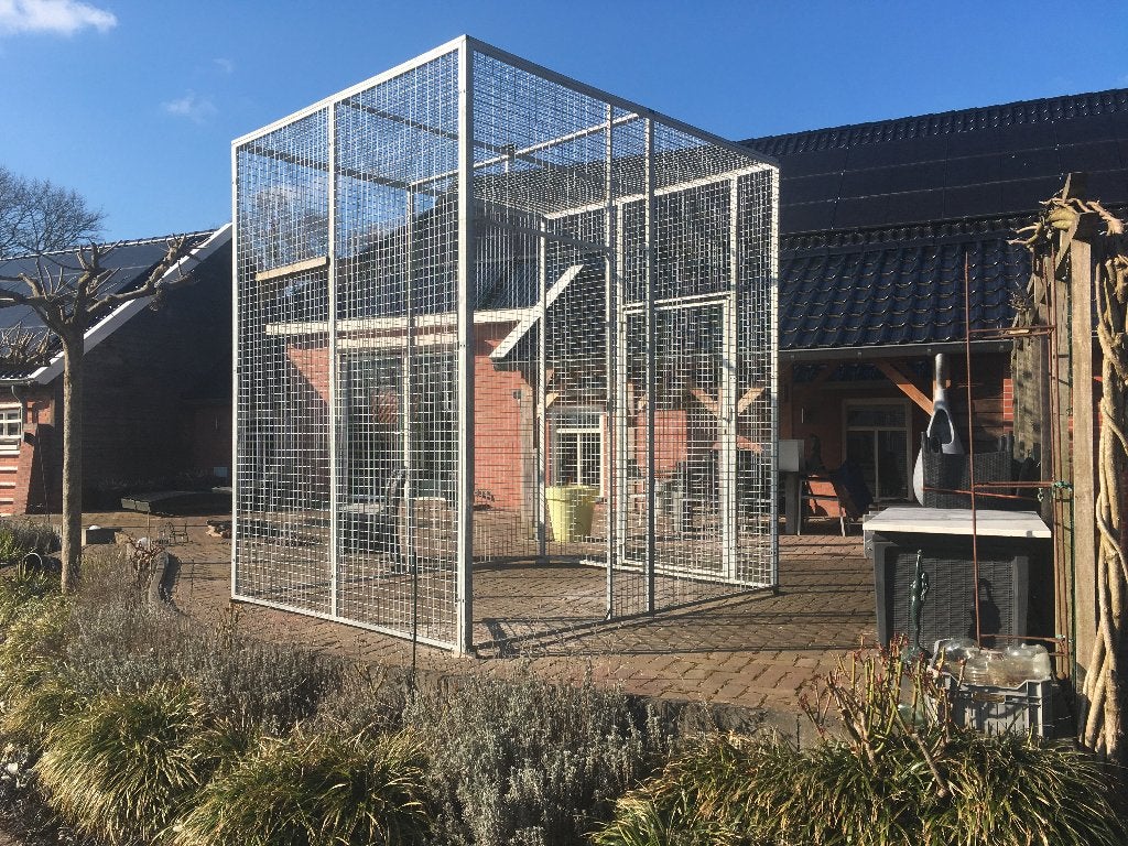 Grote professionele ren volière 3,5 jaar oud. 3 x 2.9 x 2.4, Ophalen, Zo goed als nieuw