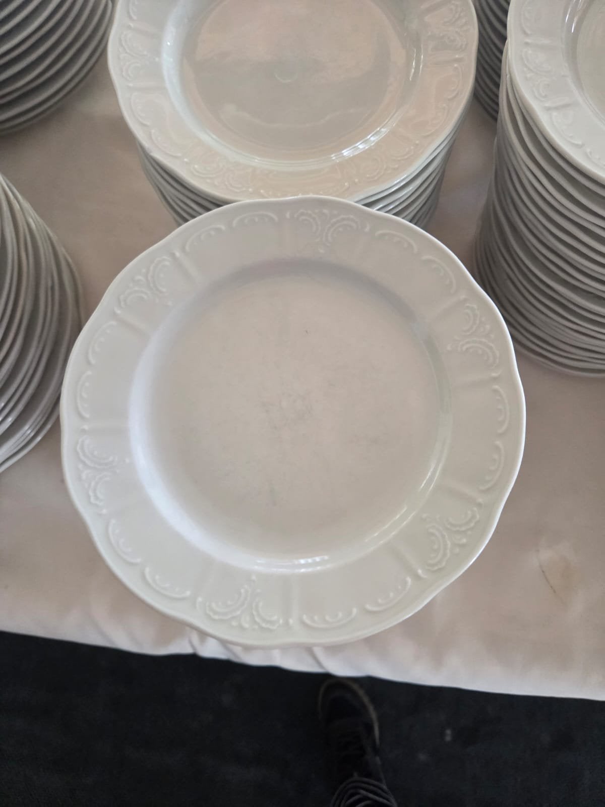 Lilien Bellevue horeca servies – Platte borden 22 cm, Ophalen, Porselein, Overige stijlen, Bord(en)