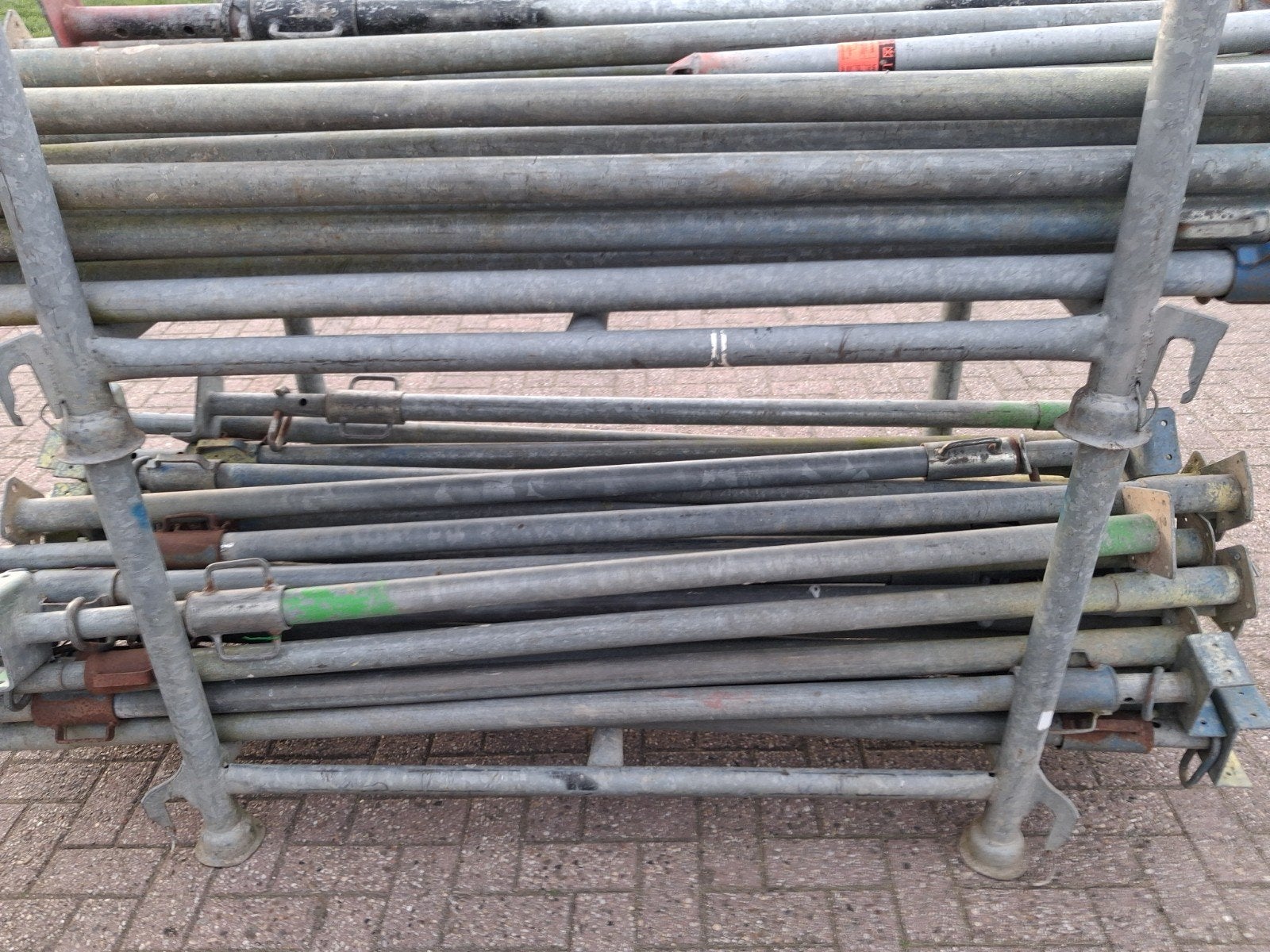bouwstempels, Ophalen, IJzer