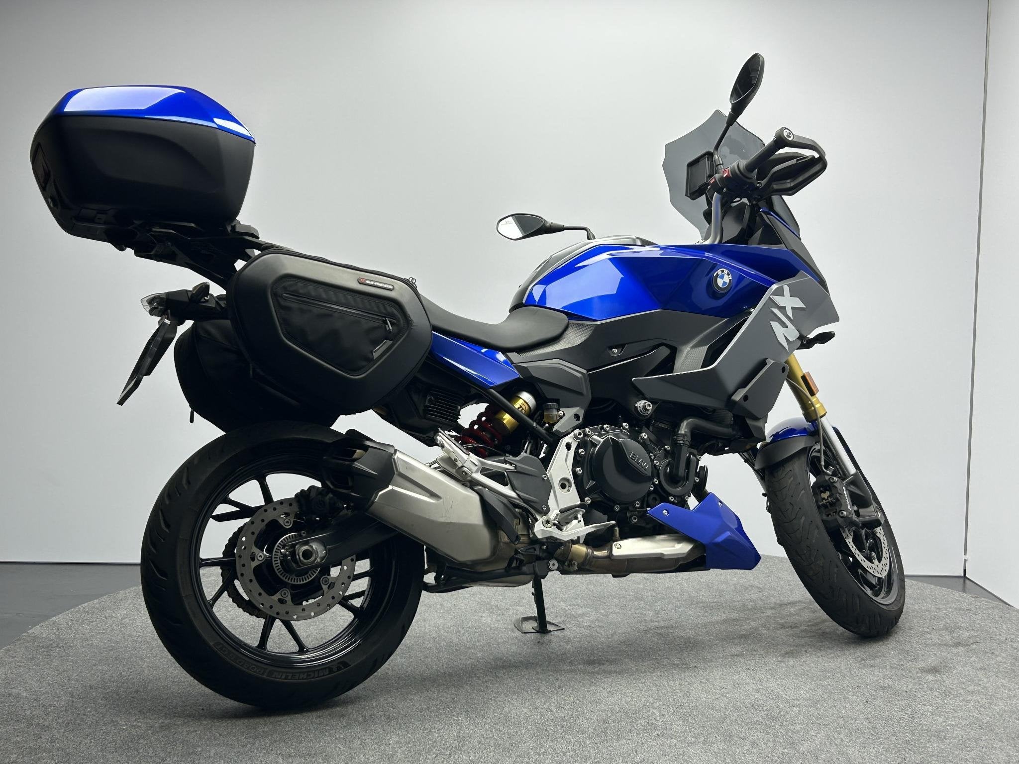 BMW Sport F900XR, Auto's, Gebruikt, Overige carrosserieën, Met garantie (alle), Blauw