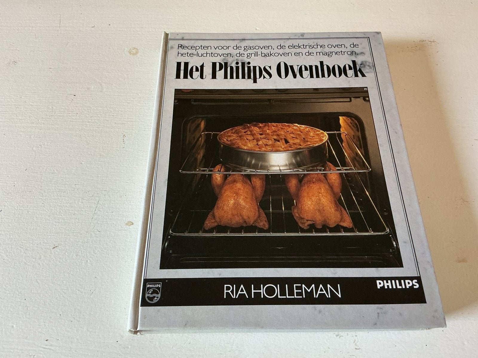 Het Philips Ovenboek - Recepten voor diverse ovens, Ophalen of Verzenden, Zo goed als nieuw, Overige gebieden, Hoofdgerechten