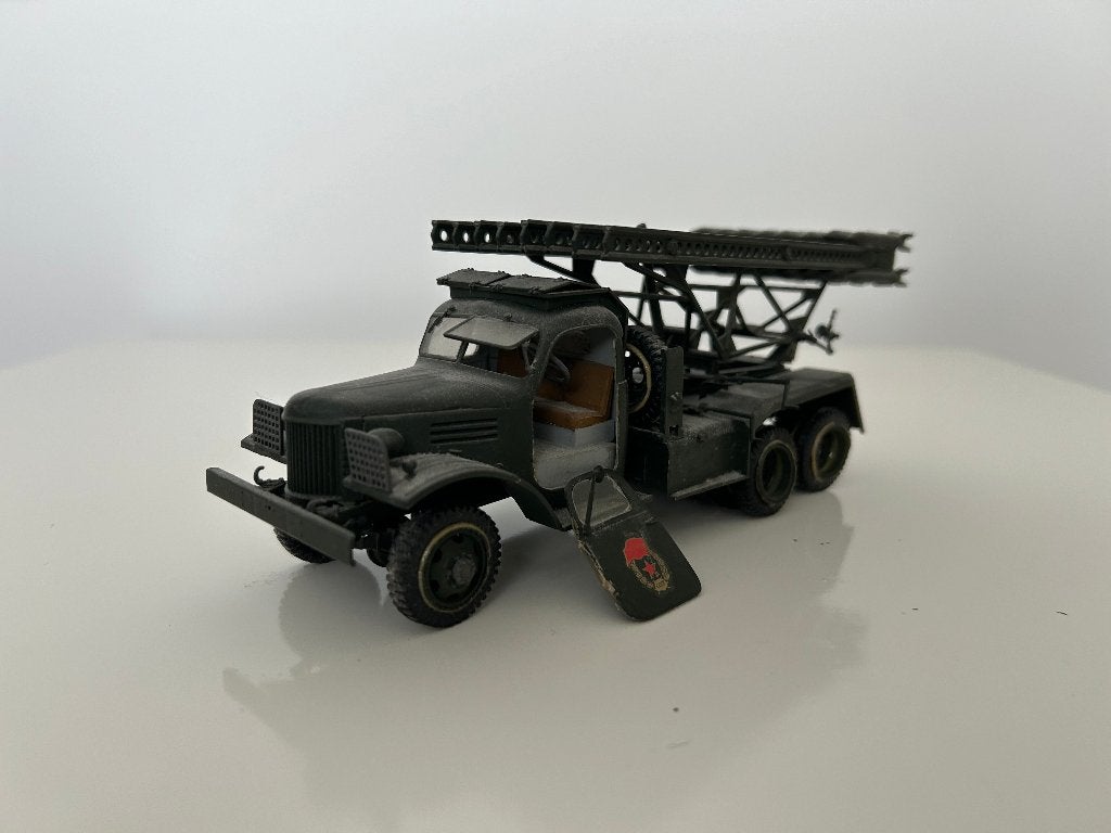 Militaire truck statisch modelbouw vintage, Hobby en Vrije tijd, Modelbouw | Auto's en Voertuigen, Ophalen of Verzenden, 1:32 tot 1:50