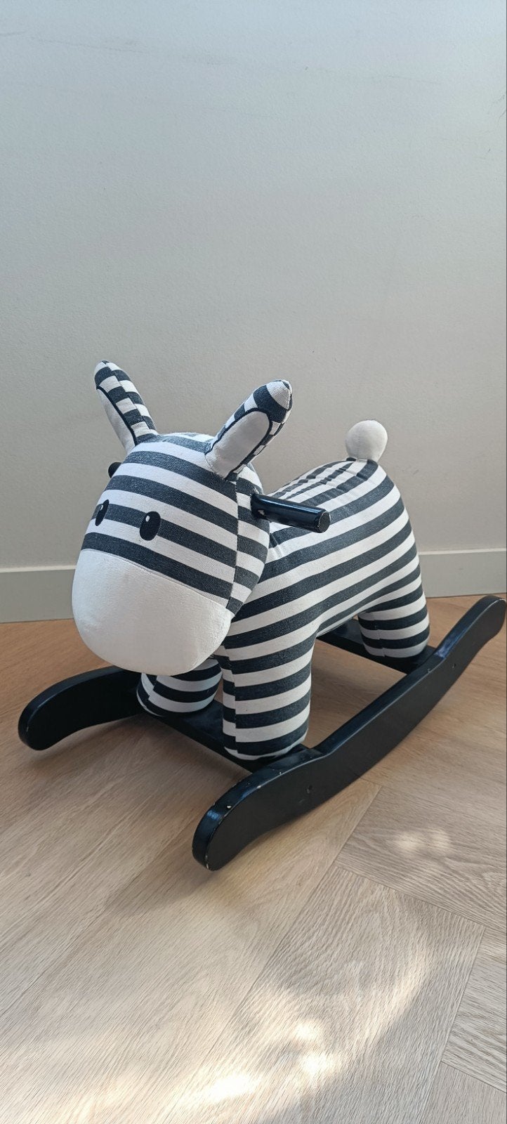 Trendy zebra hobbelpaard  - kinderkamer, Ophalen