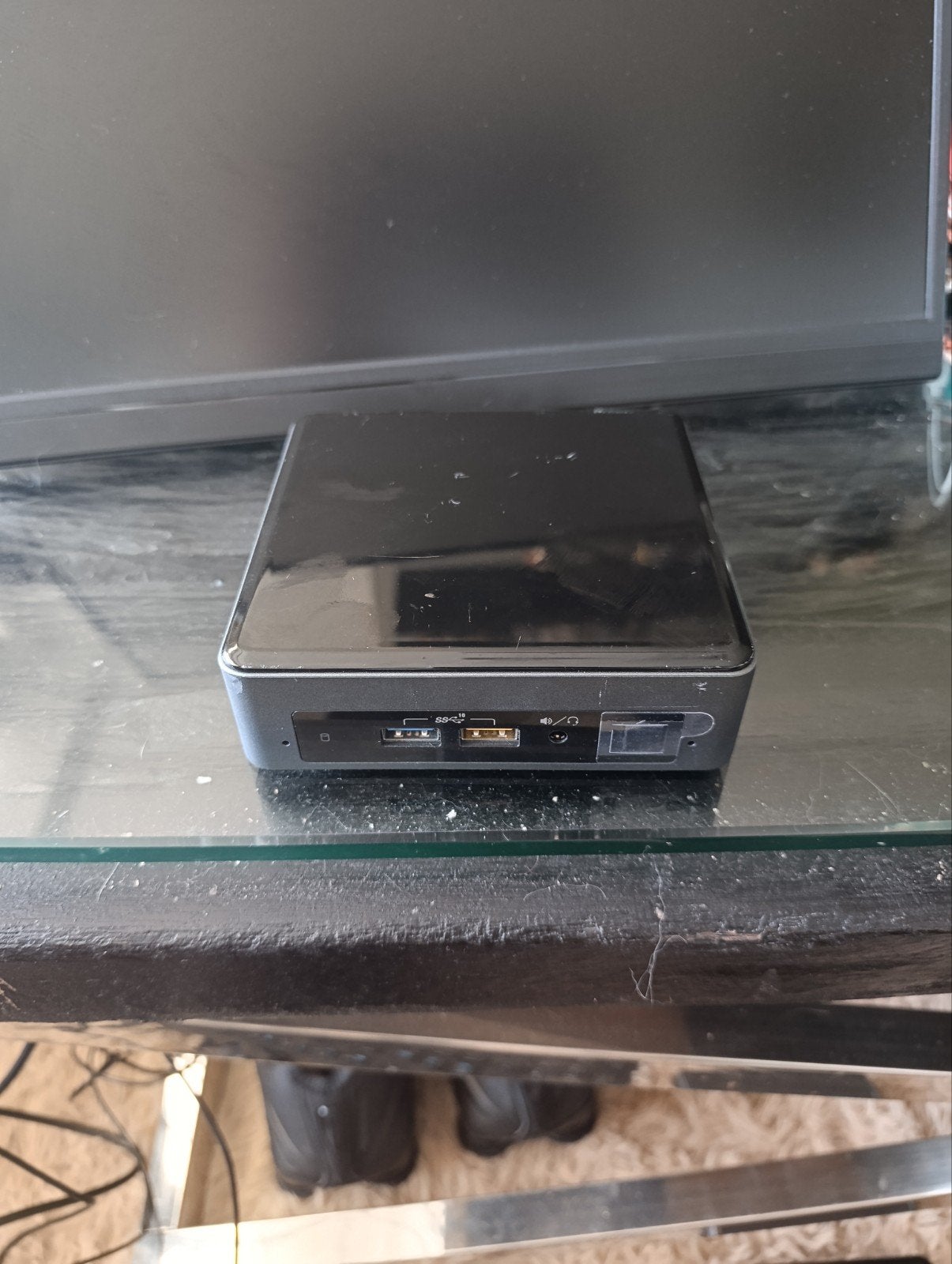 Compacte Nuc Mini PC Intel Core i3-8109U 4GB RAM, Ophalen, Gebruikt, 2 tot 3 Ghz, Onbekend