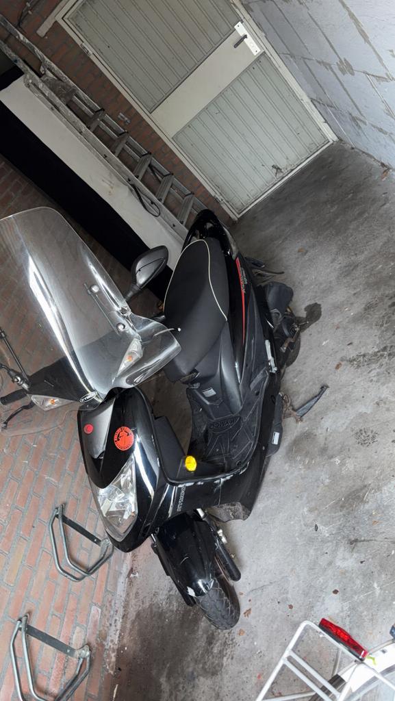 Scooter kymco vp 50, Fietsen en Brommers, Scooters | Kymco, Gebruikt, Overige modellen, Benzine, Ophalen