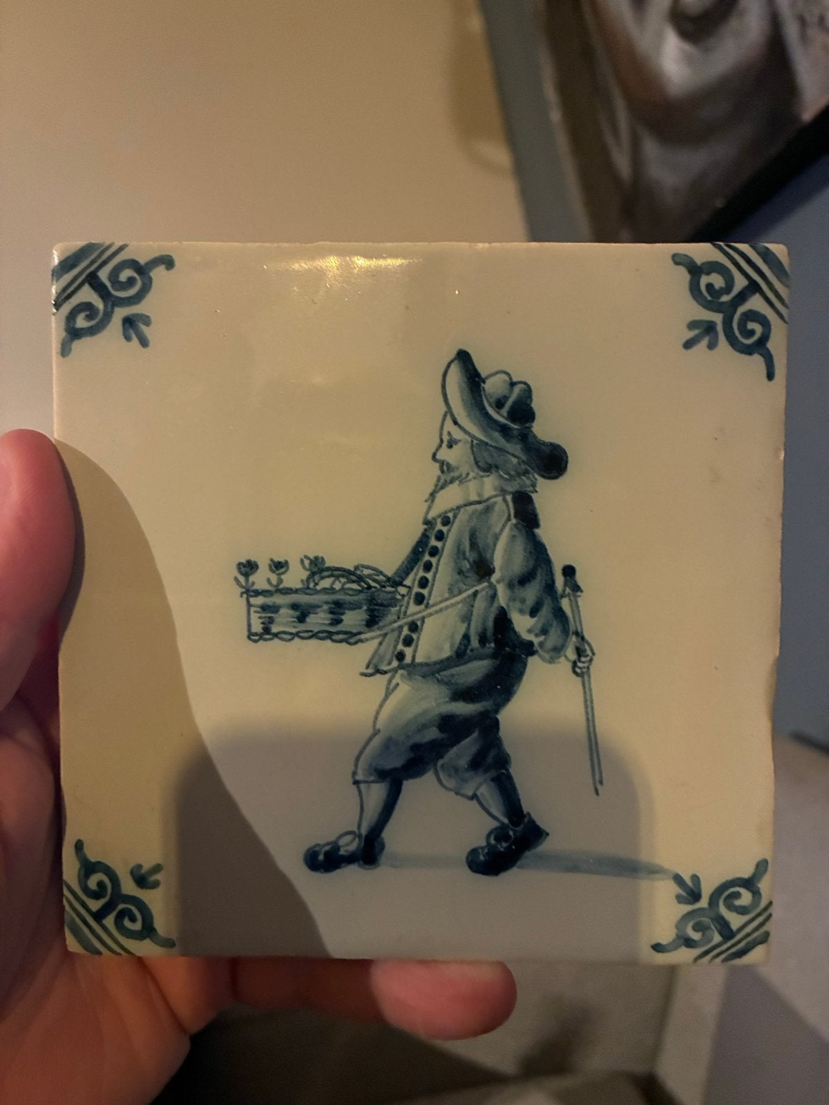 Antieke Delfts Blauwe Tegel met Hollandse Man, Ophalen of Verzenden