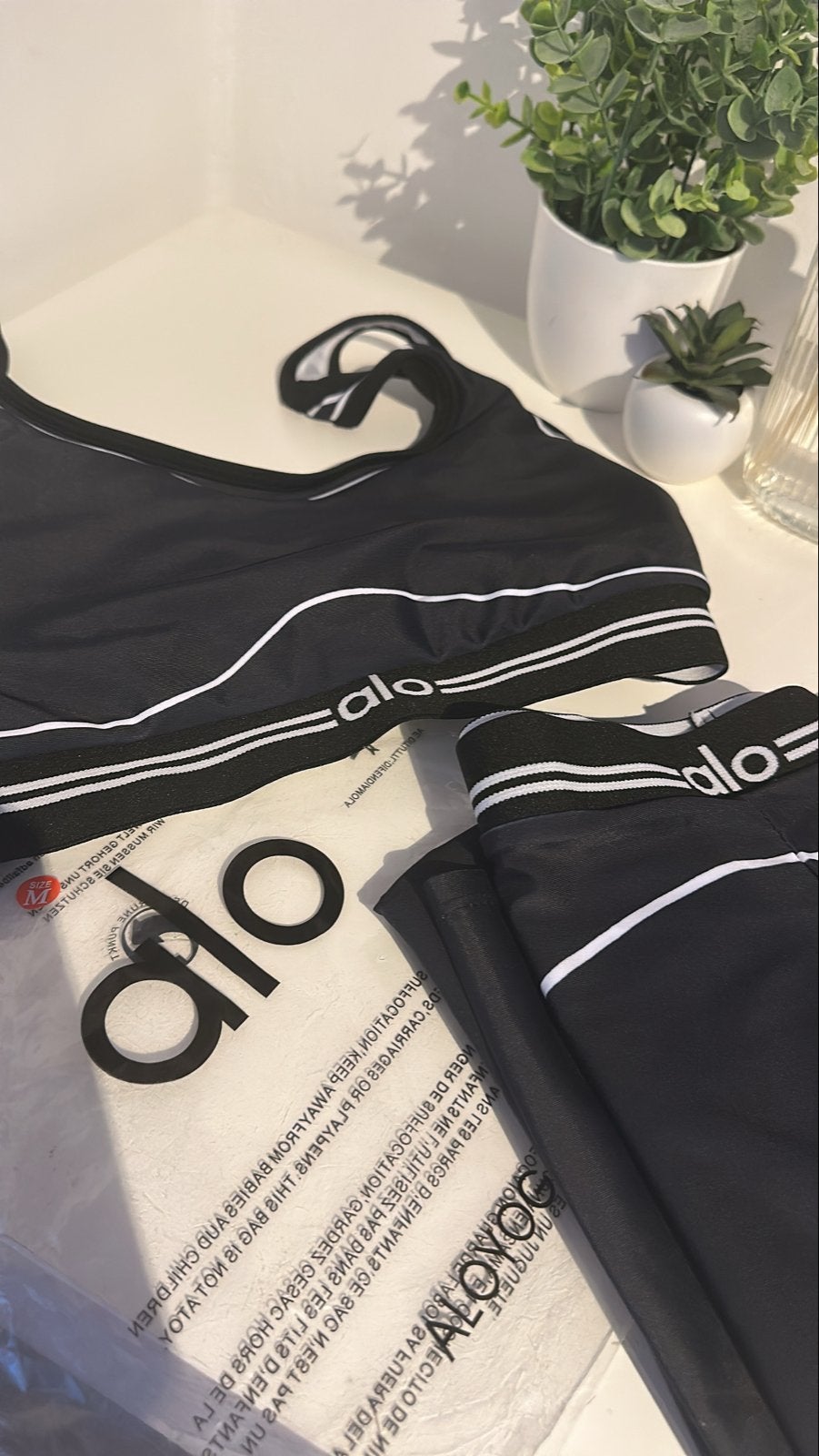 Alo Yoga Legging Maat S (valt goed strak), Ophalen of Verzenden, Gedragen, Maat 36 (S), Yoga