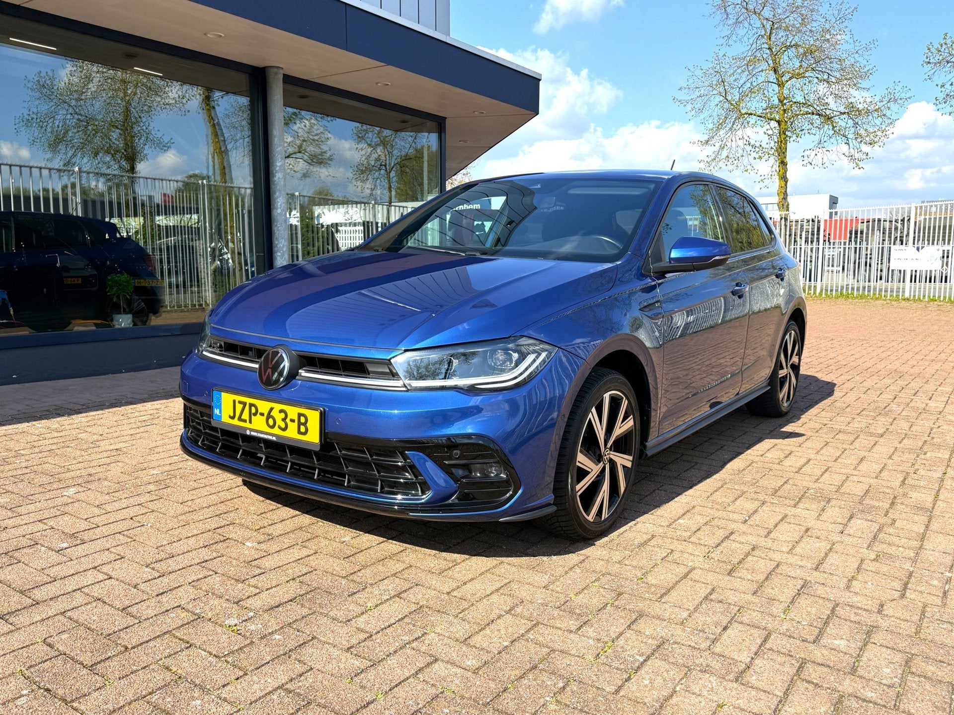 Volkswagen POLO 1.0 TSI R-Line | IQ Light | Virtual | ACC, Auto's, Dealer onderhouden, Gebruikt, 95 pk, Alcantara