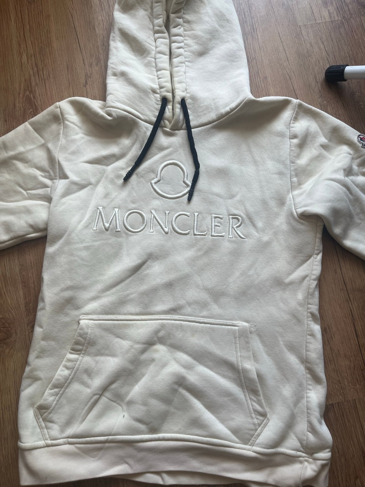 Moncler hoodie crème maat S, Ophalen of Verzenden, Gedragen, Maat 46 (S) of kleiner, Overige kleuren