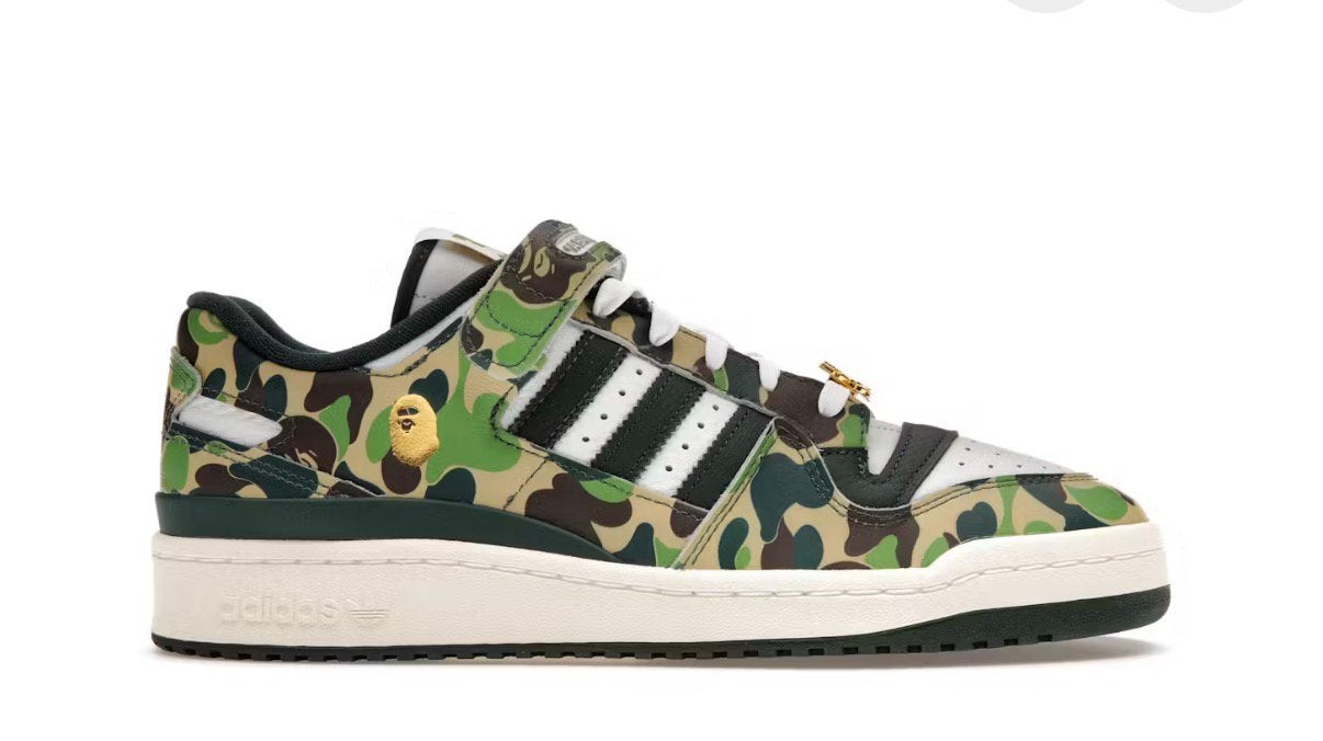 adidas Forum 84 Low Bape 30th Anniversary Green Camo maat 40, Kleding | Heren, Schoenen, Ophalen of Verzenden, Nieuw, Overige kleuren