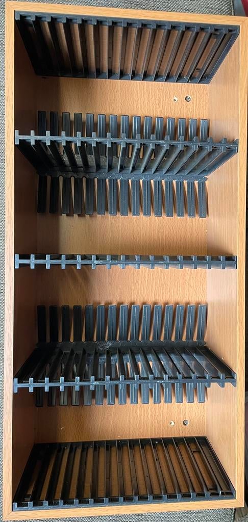 Cd Opbergrekken (Ophangbaar), 75 tot 150 discs, Ophalen of Verzenden, Zo goed als nieuw, Cd's