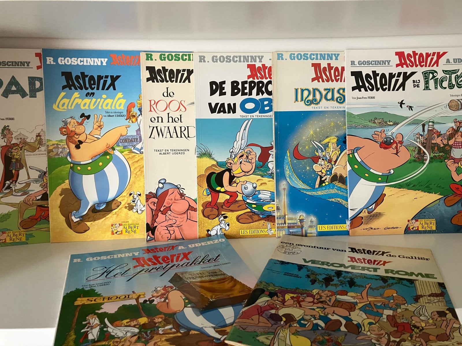 Asterix stripboeken recente titels., Meerdere stripboeken, Ophalen, Gelezen